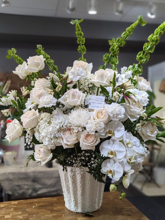 Always remembers orchid basket (large size luxury)