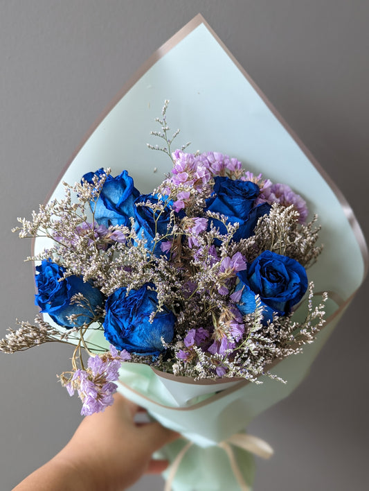 Dry flower bouquet
