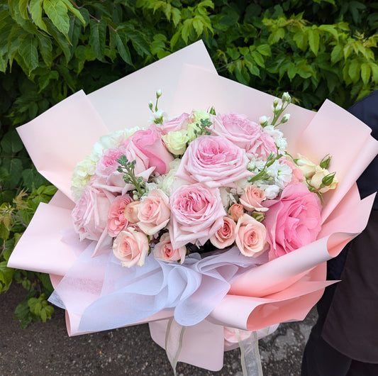 Pink Rosy hydrangea bouquet (extra large)
