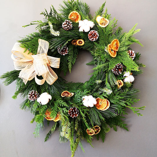 Dried fruit Christmas wreath (fresh)