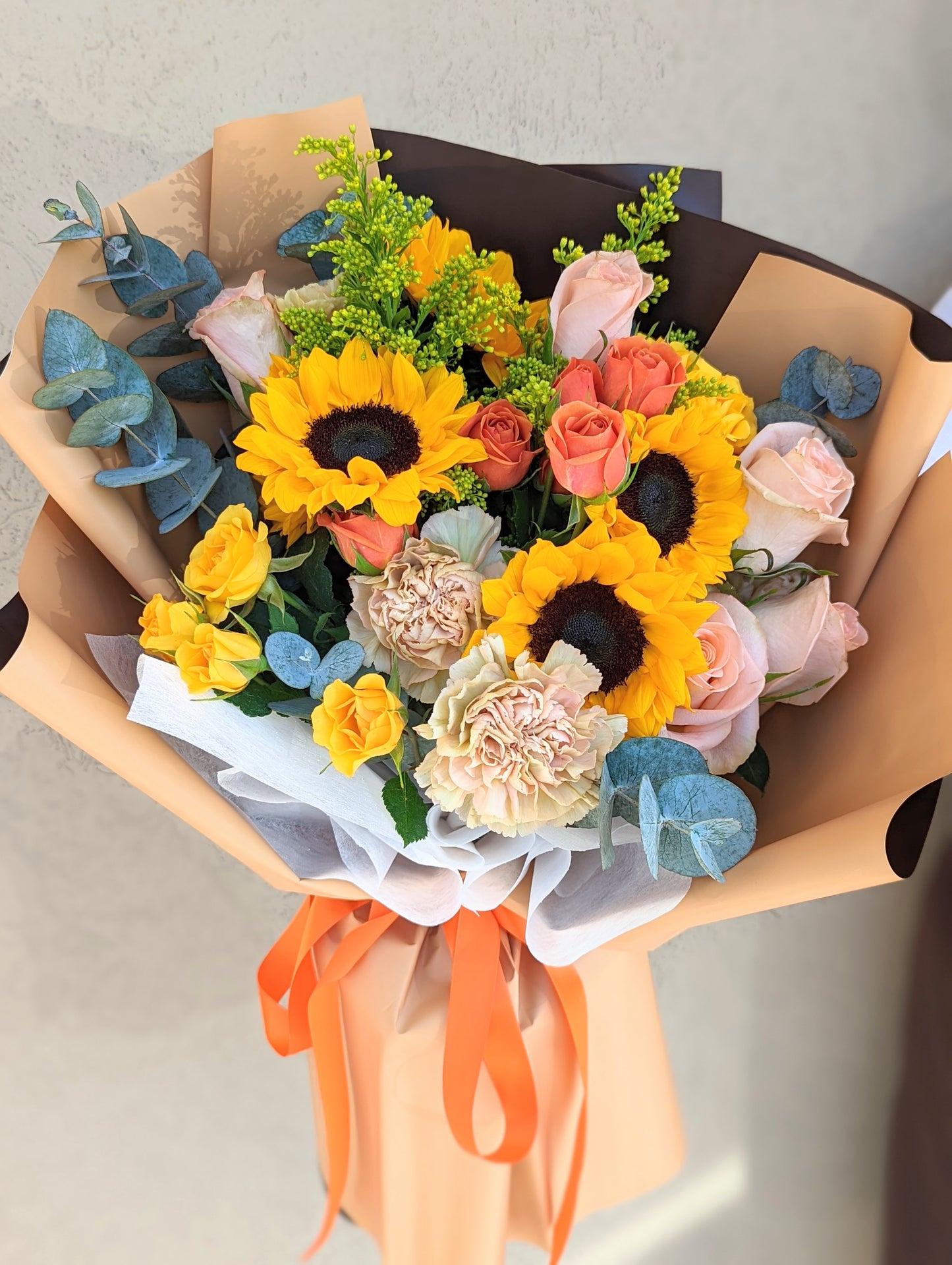 Sunflower pink bouquet