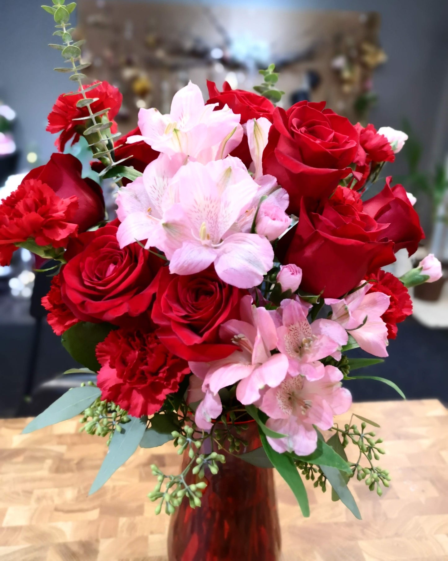 Medium romance vase arrangement